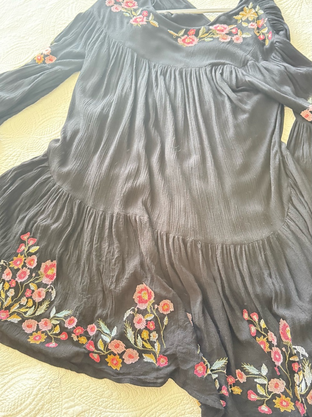 Free People Black Floral Embroidered Peasant Tunic - Picture 2 of 3